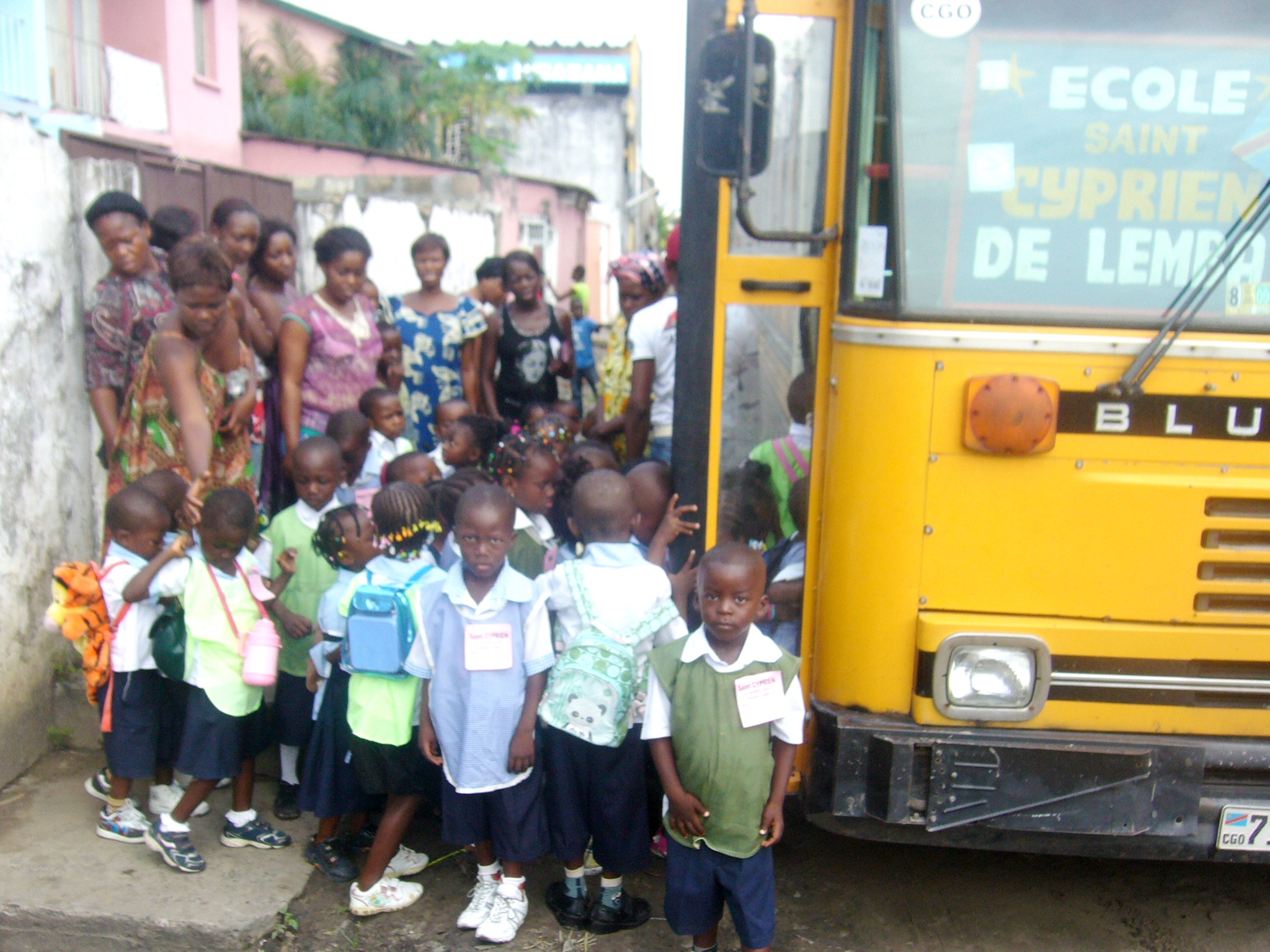 Les maternelles vont en excursion