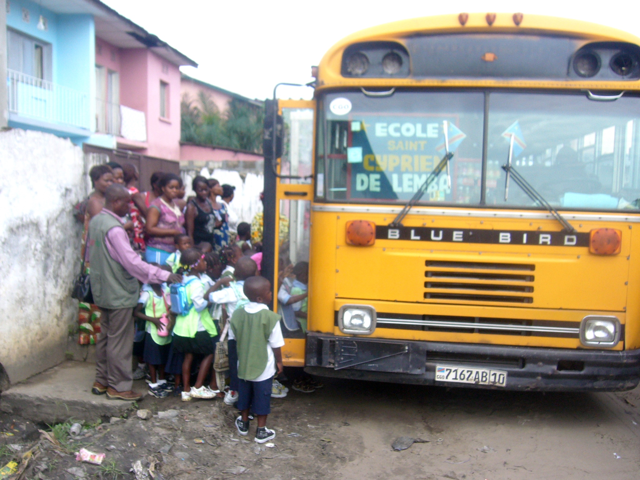 Les maternelles vont en excursion